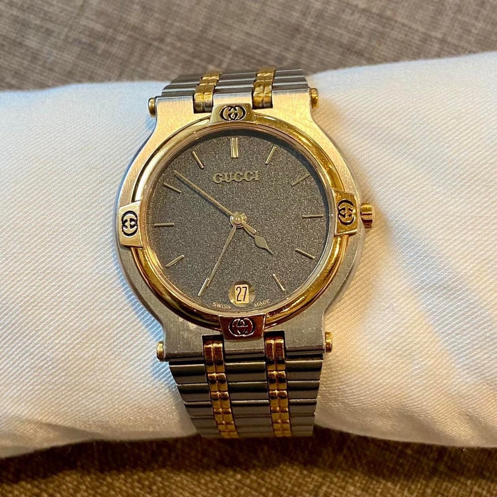 Gucci Silver/Gold/Black 9000m Watch Vintage (working condition!)